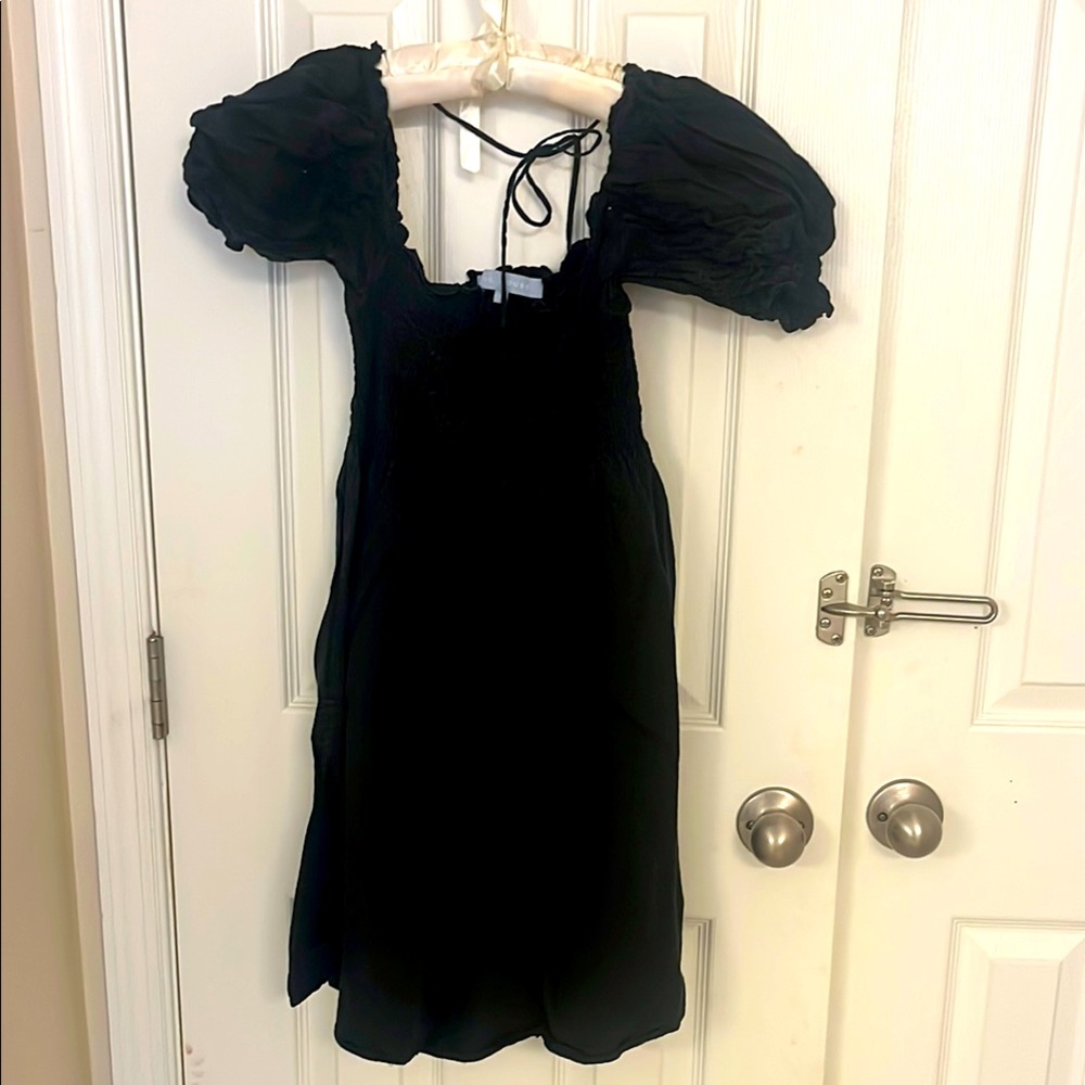 hill house short Black Puff Sleeve nap dress